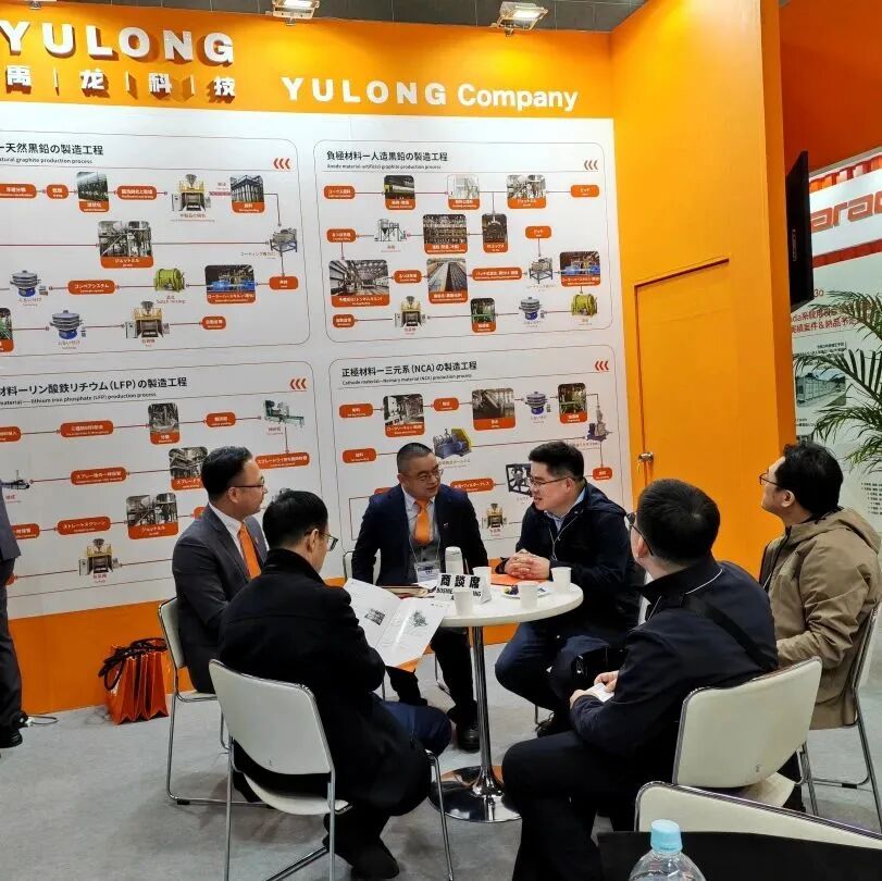 640QOIKB8L9.jpg 640QOIKB8L9.jpg