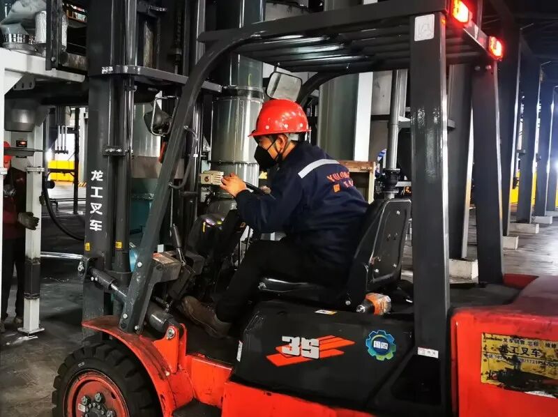 640JDMHP0O8.jpg 640JDMHP0O8.jpg