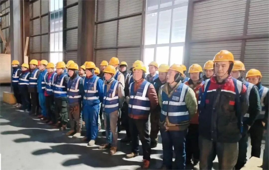 640J22Q5SNX.jpg 640J22Q5SNX.jpg