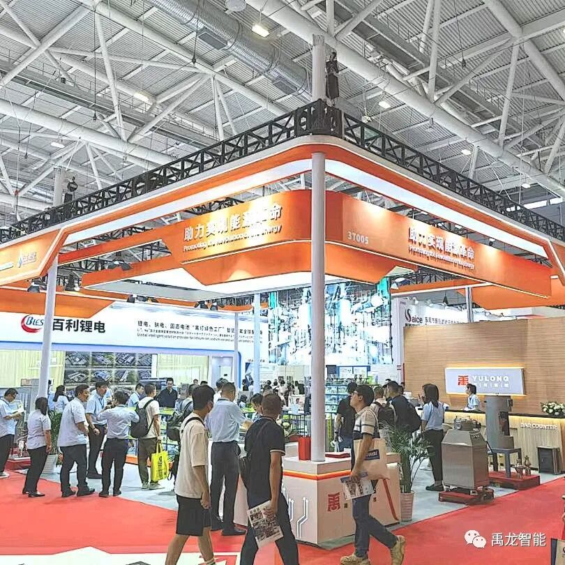 640UF2TV669.jpg 640UF2TV669.jpg