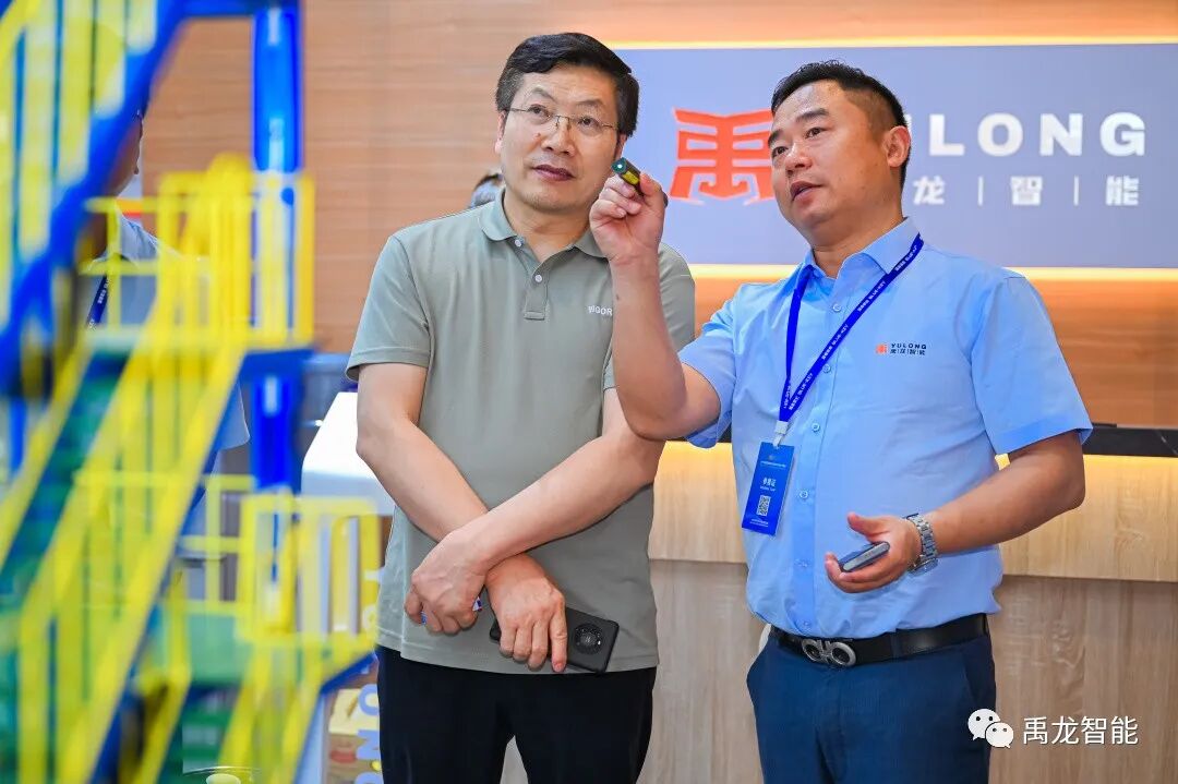 640Y23K9VSI.jpg 640Y23K9VSI.jpg