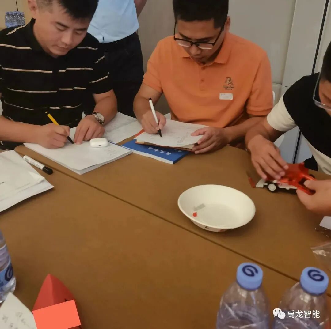 6407QKD4ODX.jpg 6407QKD4ODX.jpg