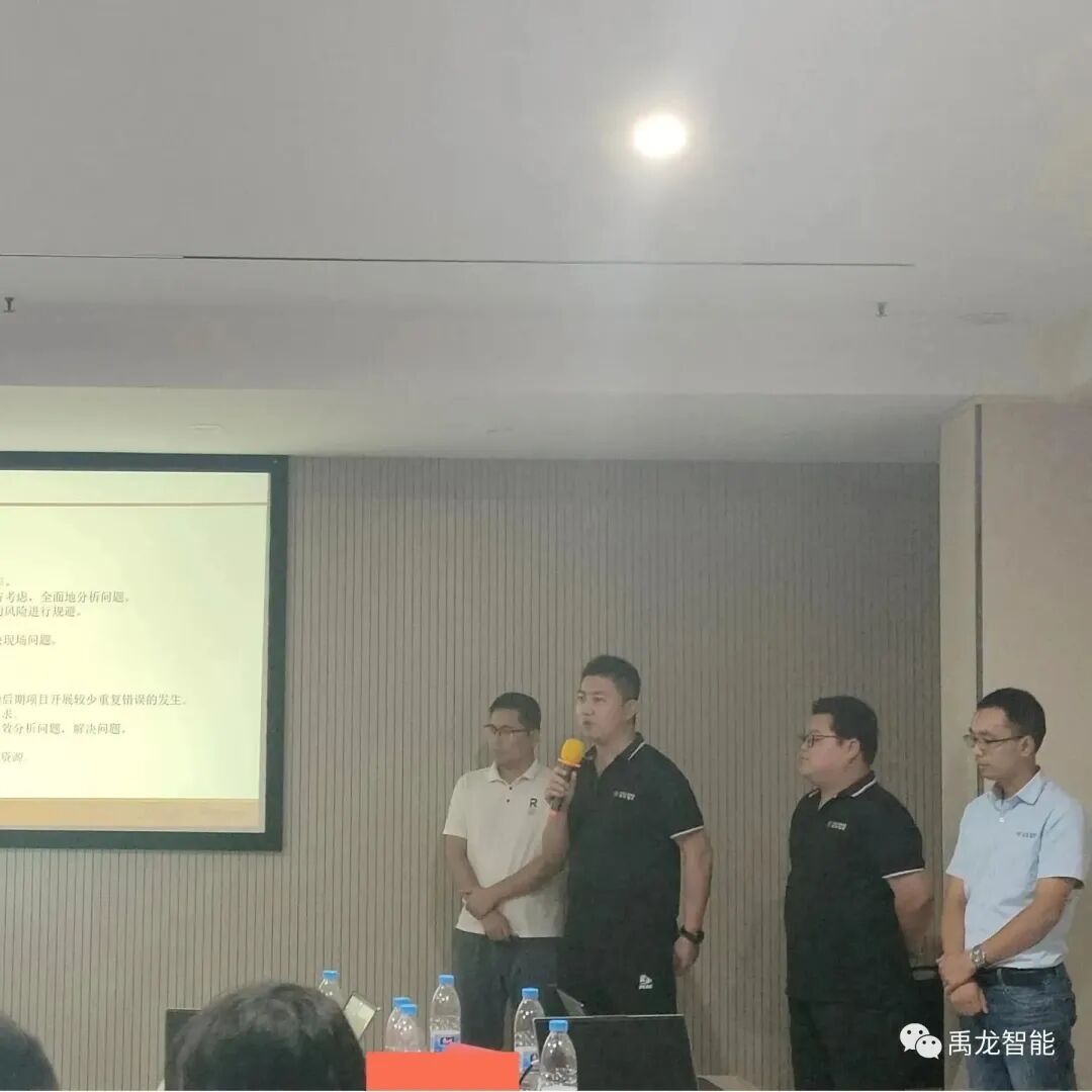 640ML8BWAHT.jpg 640ML8BWAHT.jpg