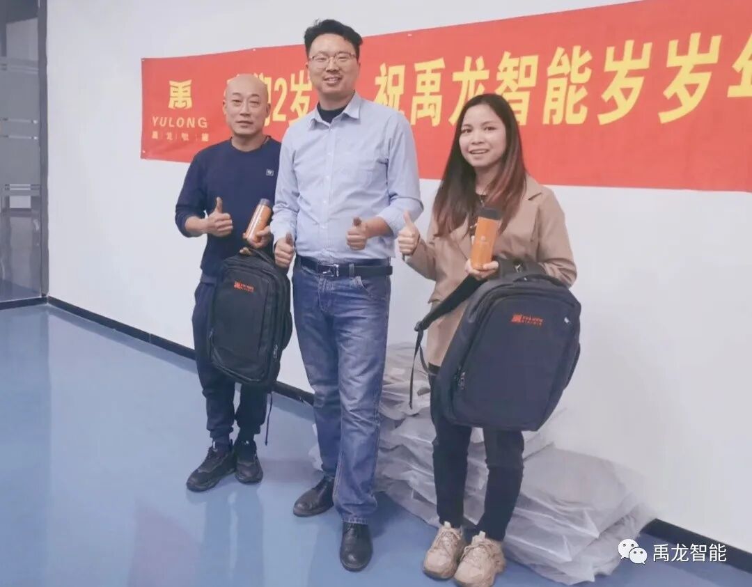 6409Z0CKMAD.jpg 6409Z0CKMAD.jpg