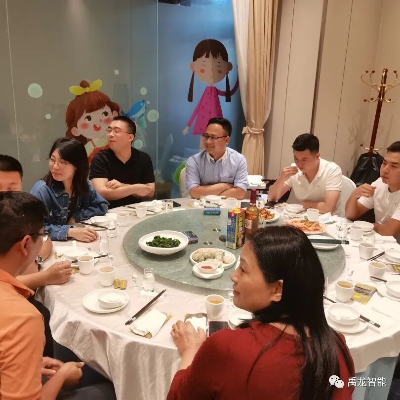 640BBUQ9LZQ.jpg 640BBUQ9LZQ.jpg